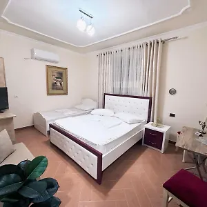 Aron's House Appartement